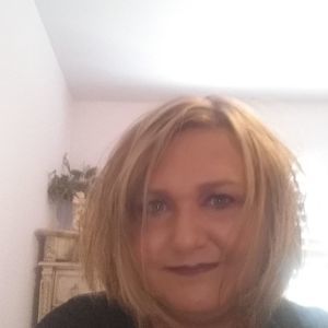 Meet your Posher, Gina