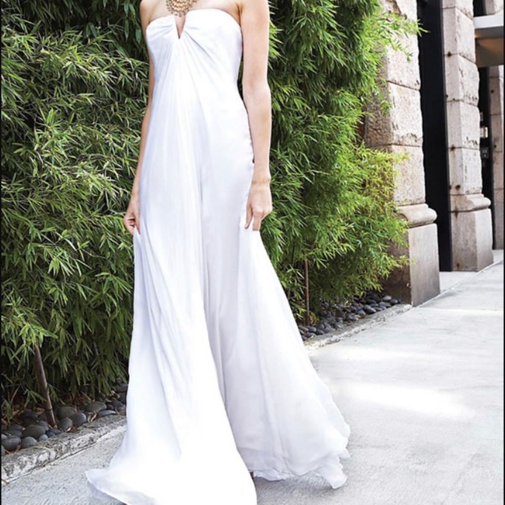 NEW with tags Nicole Miller wedding dress