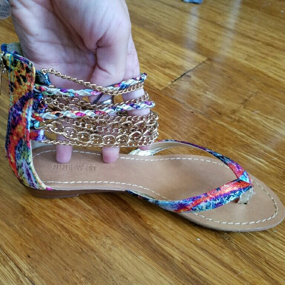 Gladiator shackle sandal