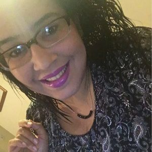 Meet your Posher, Celia