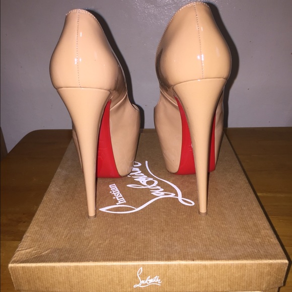 Christian Louboutin Nude Patent Peep Toe Pump - Picture 1 of 4