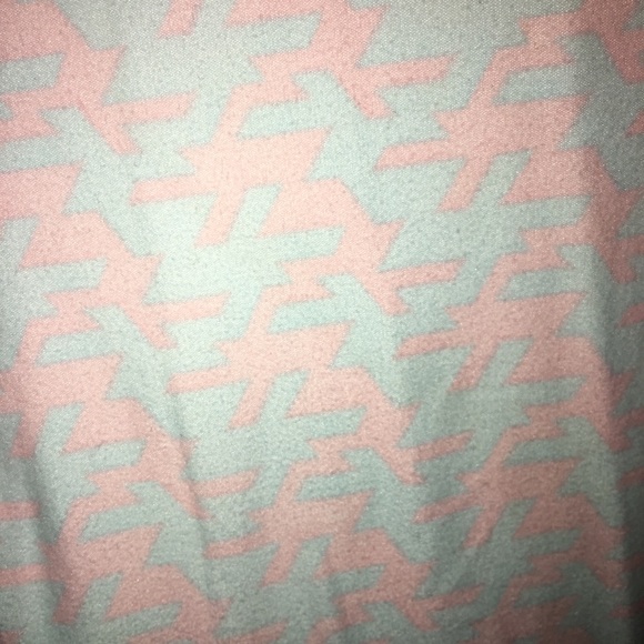 LulaRoe TC Leggings sizes L-2XL - Picture 2 of 2
