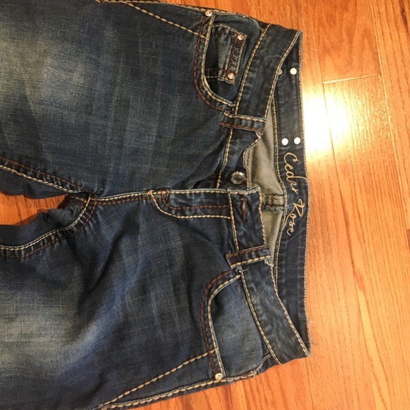 Ceder Rose jeans - Picture 2 of 3