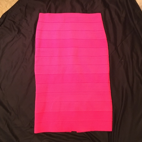NWT!  NY & Co pencil bandage skirt!