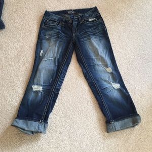 Vanity-Tyler capris.