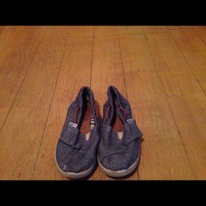 Jean Canvas toms size 9