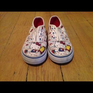 Hello kitty back to school vans size 8 1/2