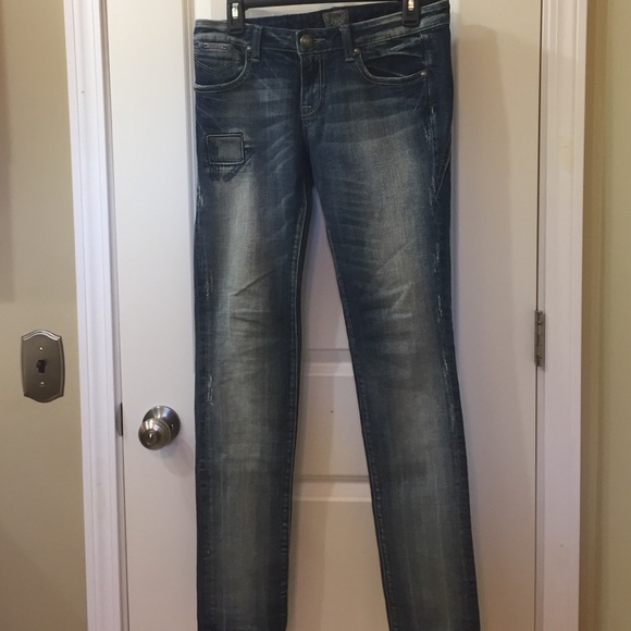 Size 4 ReRock Express skinny jeans