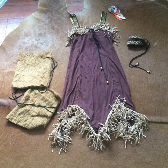 California Costume Indian Princess Costume - Picture 3 of 4