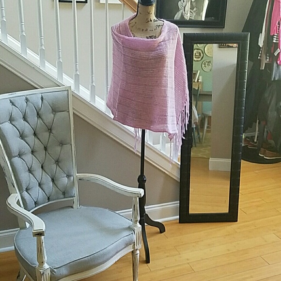 Poncho/shawl sweater