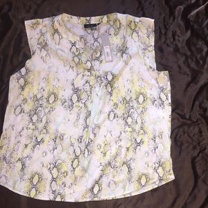 Sleeveless Snake Printed Top 🐍