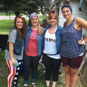 Meet your Posher, Danielle