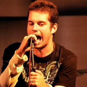 Meet your Posher, Carlos