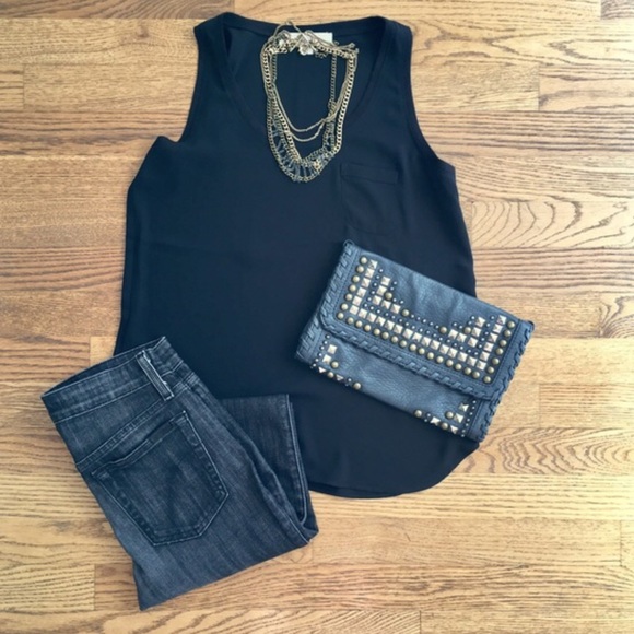 🆕Listing! LOFT Tank - Picture 4 of 4