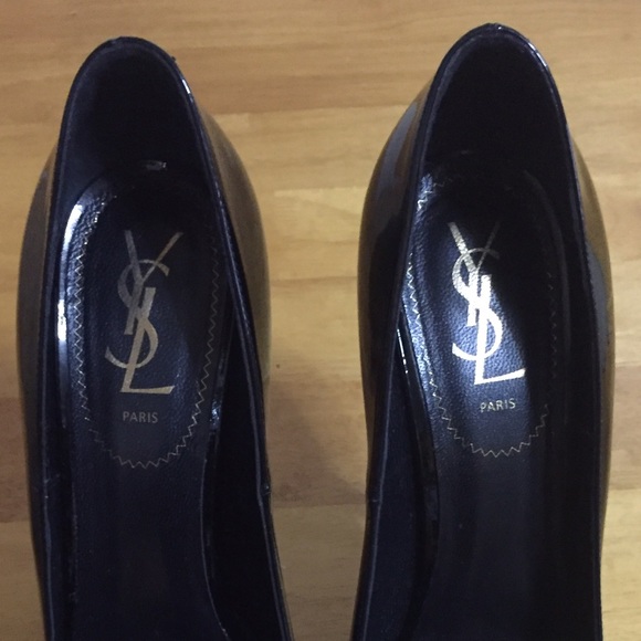 Black Patent Leather YSL pumps - Picture 4 of 4