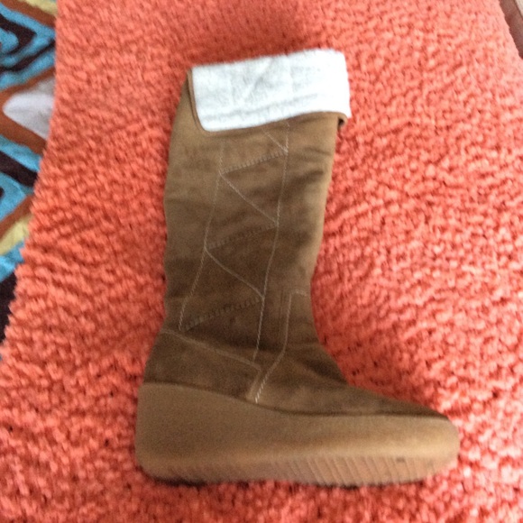 Michael Kors size 9