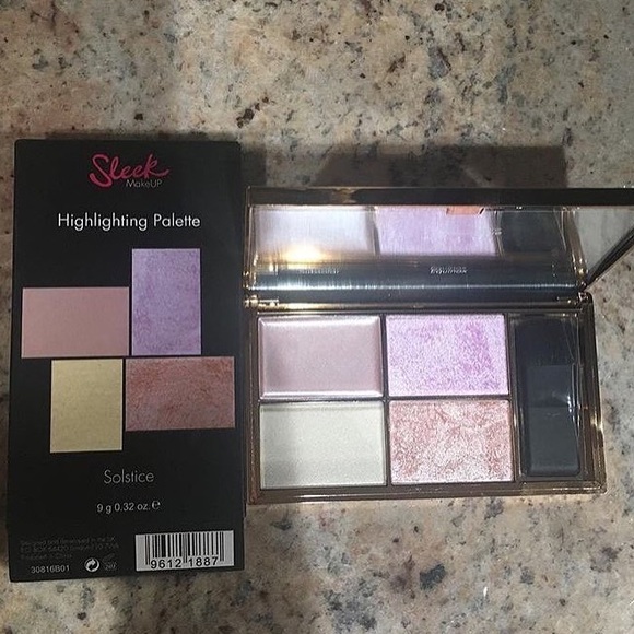 Sleek Solstice highlighter palette
