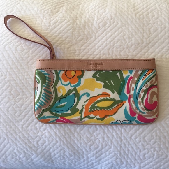 Kate spade wristlet