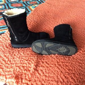 UGG boots size 8