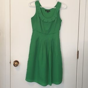 Vibrant green Banana Republic sleeveless dress