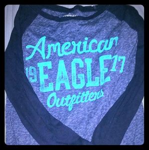 Womans american eagle 3/4 baseball tee