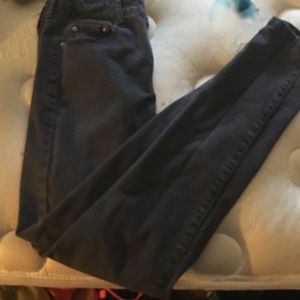 Very cute black high waisted jeggings
