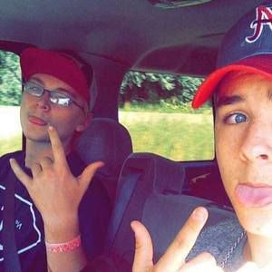 Meet your Posher, Reed