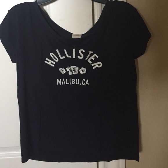 Hollister tee