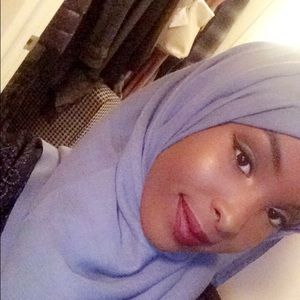 Meet your Posher, Ayan