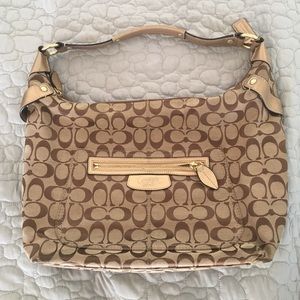 Coach Hobo bag 100% authentic