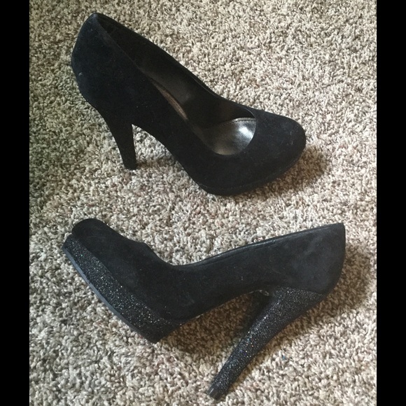 Beautiful New Black Velvet Heel