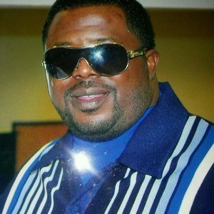 Meet your Posher, Troy