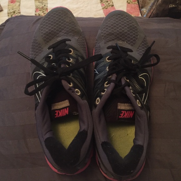 Nike pink/black lunarlon
