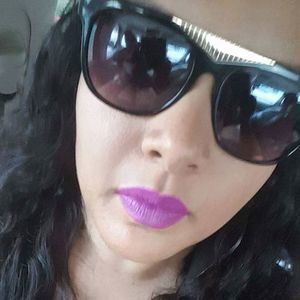 Meet your Posher, K'maron