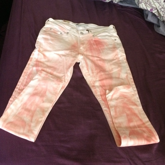 Levi Strauss Pink Legging Jeans!!