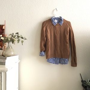 H&M crew neck  with GAP plaid boyfriend shirt
