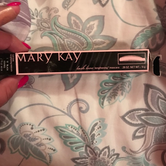 Lash Love mascara