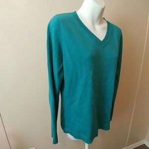 Croft & Barrow V-neck teal sweater size M NWOT