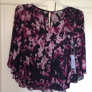 Airy Jennifer Lopez shirt size large. NWT