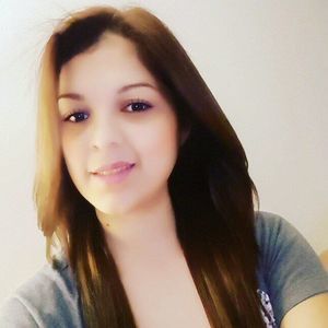 Meet your Posher, Claudia