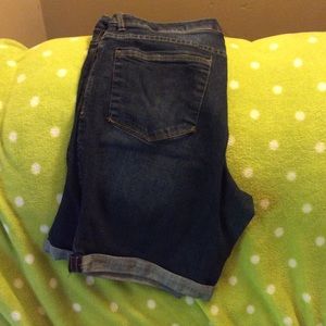 Bermuda Jean Shorts