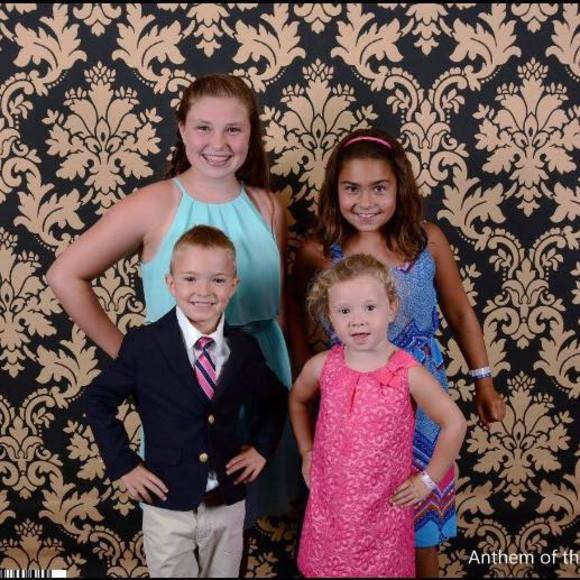 Meet your Posher, Jean