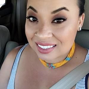 Meet your Posher, Candace