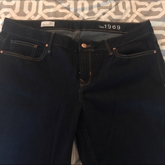 GAP real straight dark wash jeans