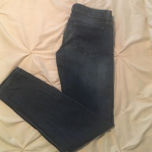 FINAL SALE!! GAP jeans size 6/28