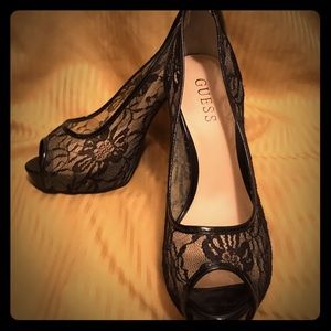 Guess Glenmore Lace Peep Toe
