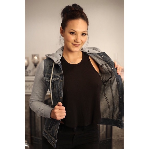 ▪️ TWO LEFT▪️ PURE HYPE DENIM JACKET - Picture 2 of 3