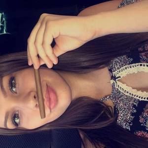 Meet your Posher, Kara