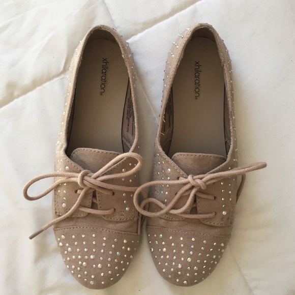 Shoes - Picture 2 of 3