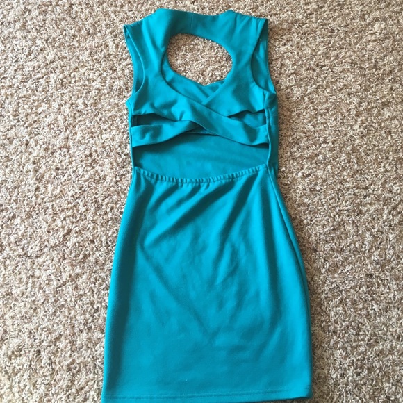 Dress - Picture 2 of 2